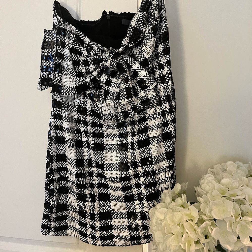 New With Tags Anthropologie Sequined Bow dress